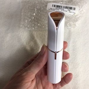 New Painless Hair Remover Shaver 1-AAA Battery Operated White/Gold 3 Available